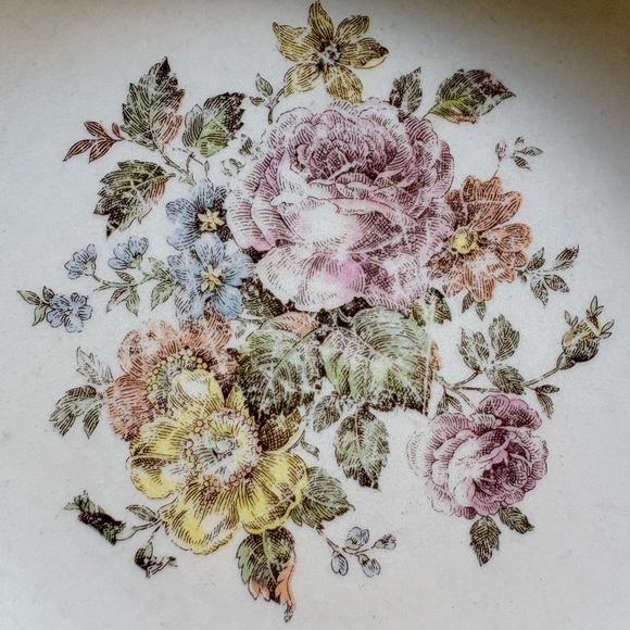 Cunningham & Pickett, Inc. Hand decorated Stratford Alliance Ohio- 1 bowl - Picture 10 of 15